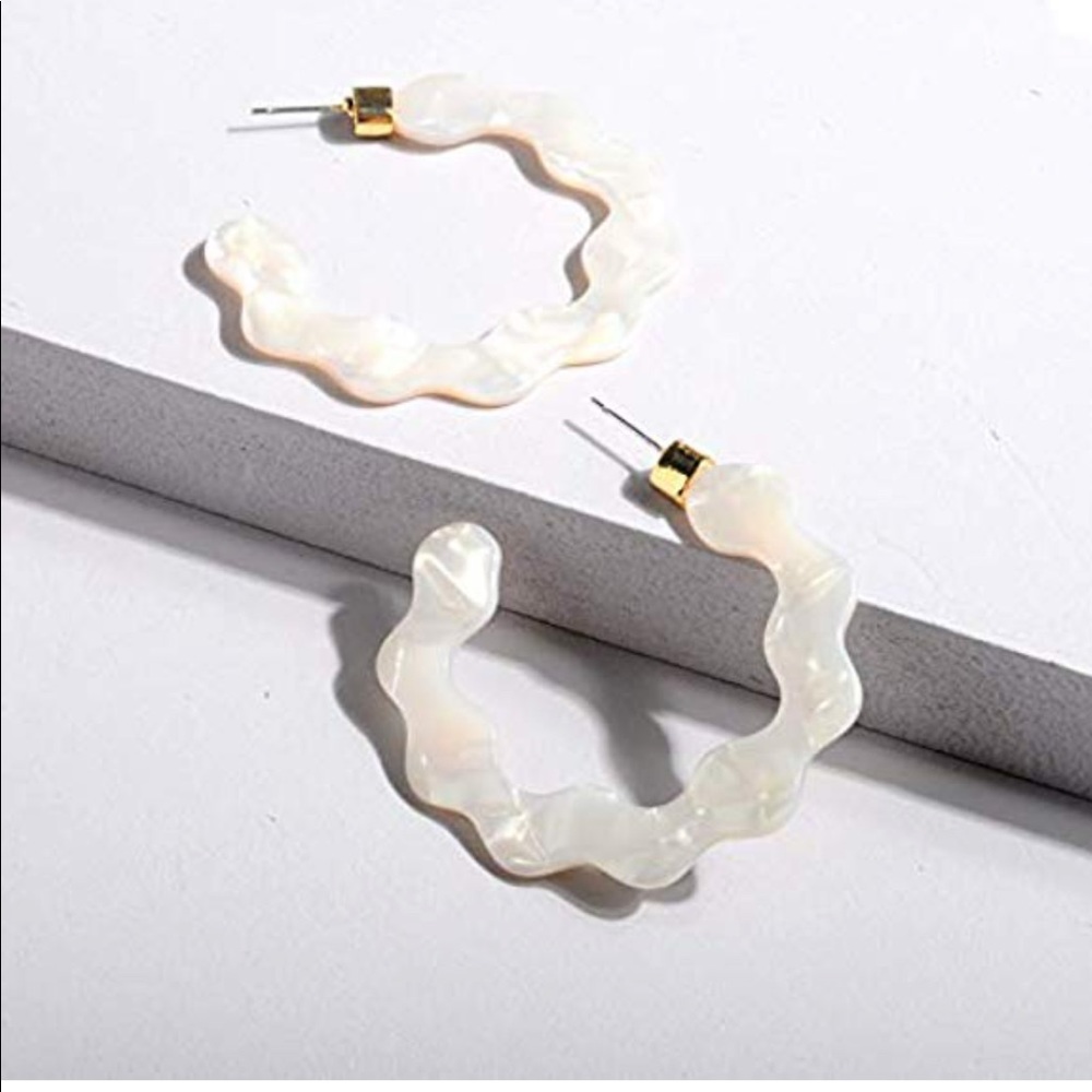 White resin hoop earrings